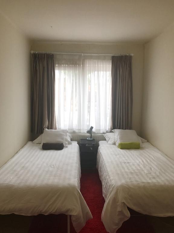 Amby Family House Hotel มาสทริชท์ ภายนอก รูปภาพ